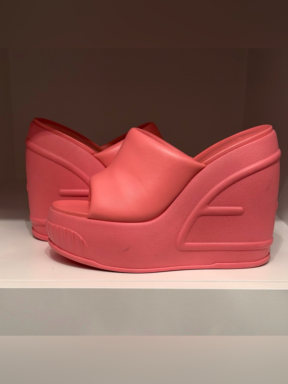 Fendi Bubblegum Platform Wedge Slides - Picture 7 of 8